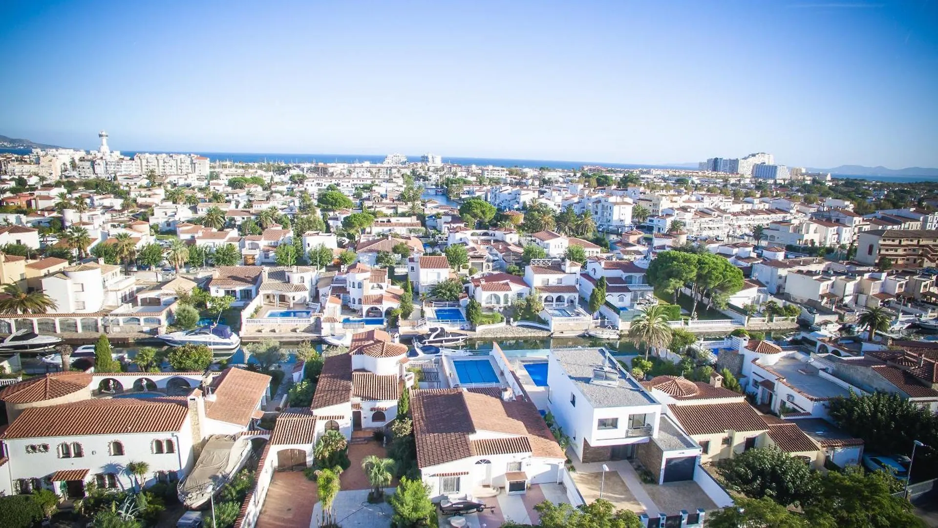 Leon Inmo Apartment Regina - 15762 Empuriabrava 0*,