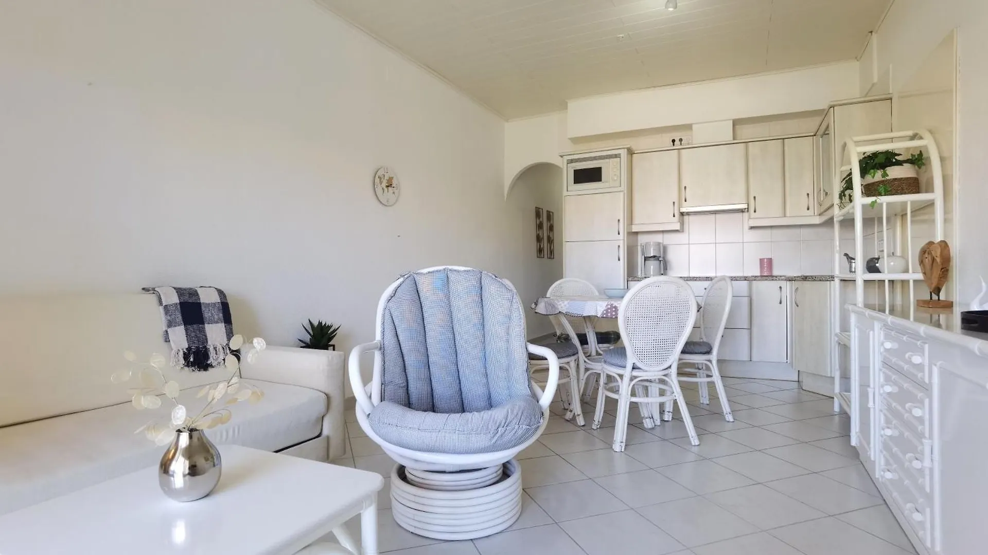 Leon Inmo Apartment Regina - 15762 Empuriabrava